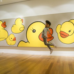 あひる 130 x 520 cm キャンバスに油彩 2015　